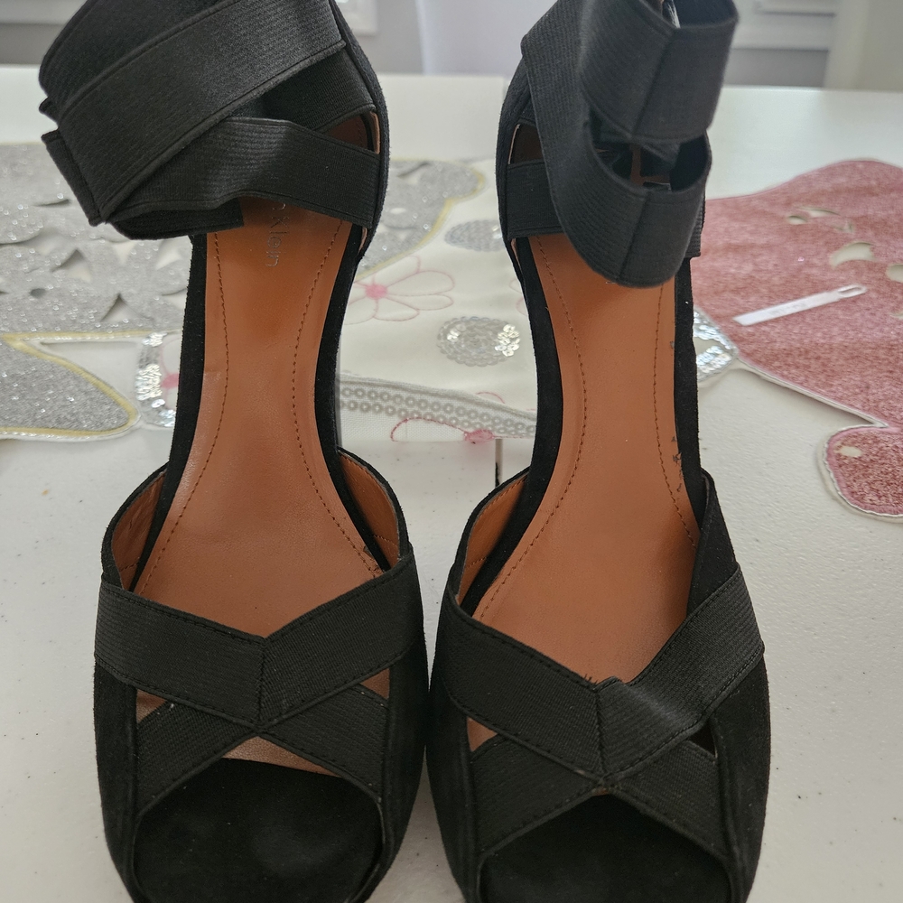 Black Women's Strappy Open-Toe Heels